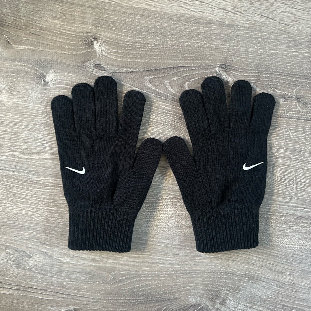 Nike Black Gloves with White Swoosh NWOT